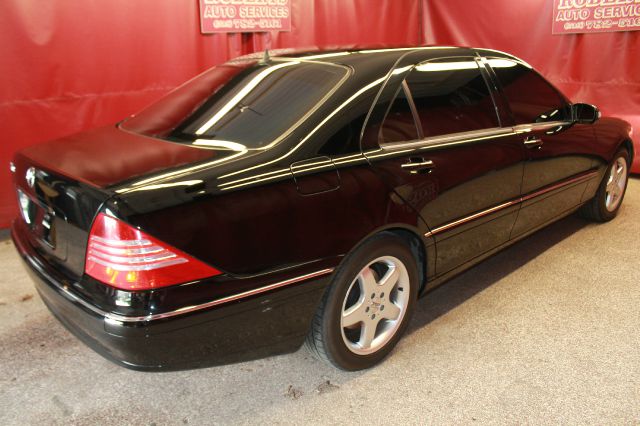 Mercedes-Benz S-Class Sahara Sedan