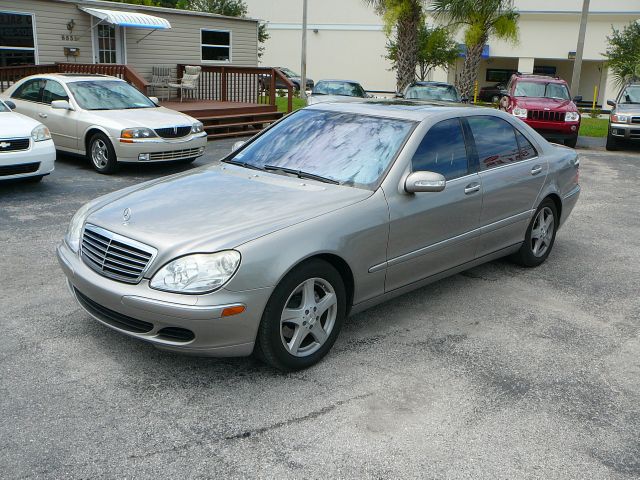 Mercedes-Benz S-Class 2004 photo 3