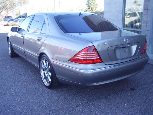 Mercedes-Benz S-Class 2004 photo 3