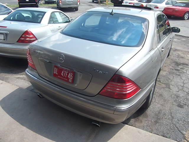 Mercedes-Benz S-Class 2005 photo 3