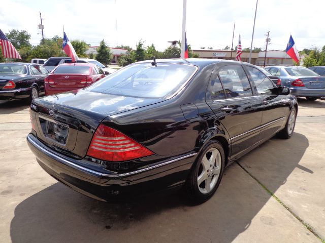 Mercedes-Benz S-Class 2005 photo 18