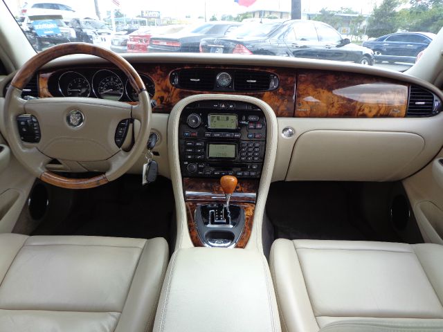 Mercedes-Benz S-Class 2005 photo 3