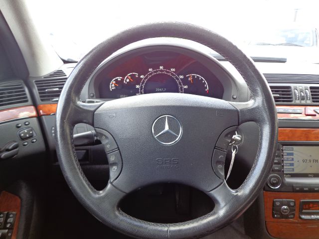 Mercedes-Benz S-Class 2005 photo 6