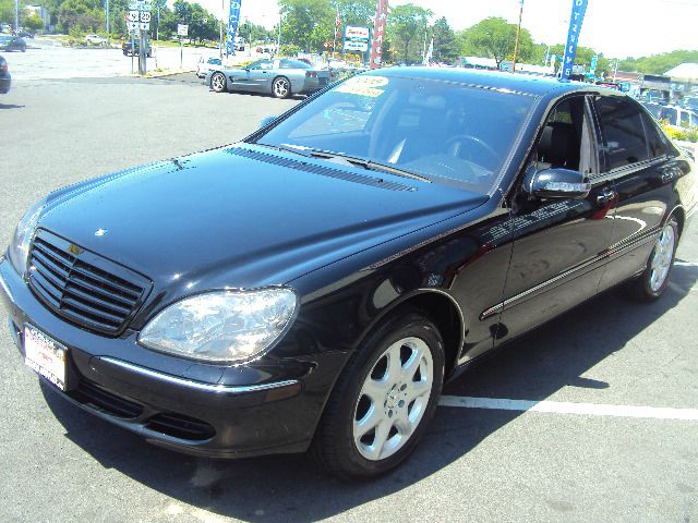 Mercedes-Benz S-Class 2005 photo 2