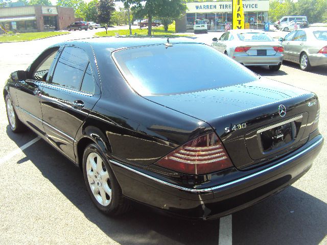 Mercedes-Benz S-Class 2005 photo 3