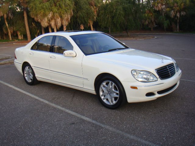 Mercedes-Benz S-Class 2006 photo 2