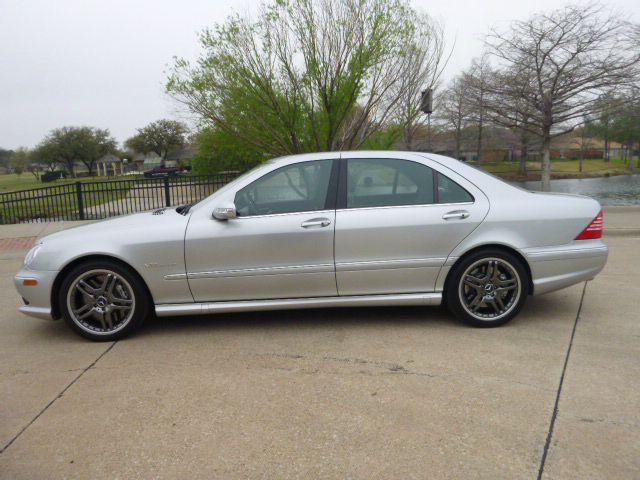 Mercedes-Benz S-Class 2006 photo 10