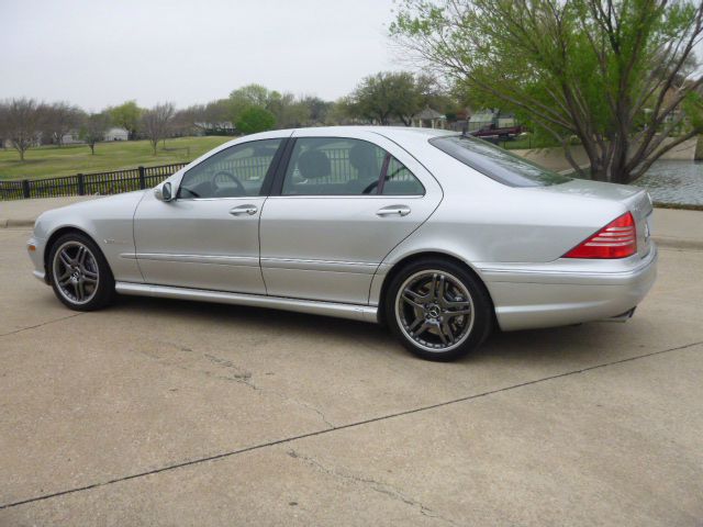 Mercedes-Benz S-Class 2006 photo 9