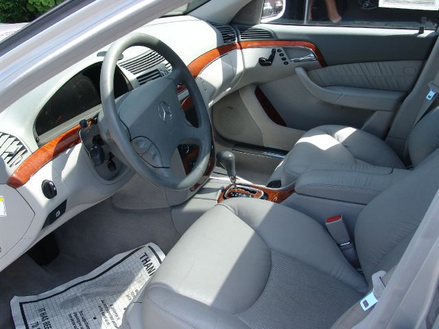 Mercedes-Benz S-Class 2006 photo 25