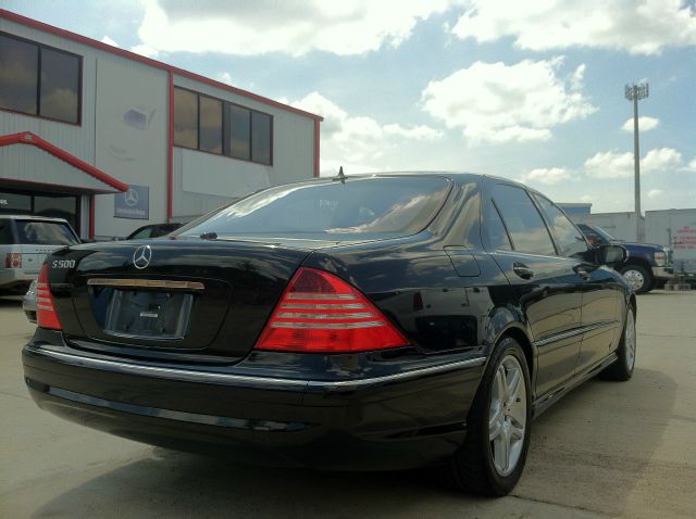 Mercedes-Benz S-Class 2006 photo 11