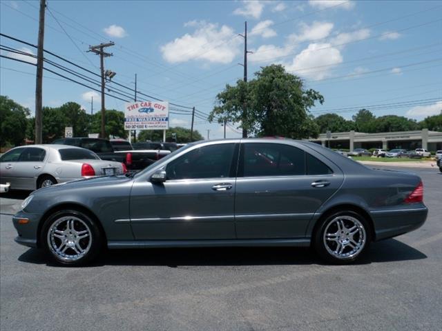 Mercedes-Benz S-Class 2006 photo 4