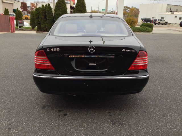 Mercedes-Benz S-Class 2006 photo 4