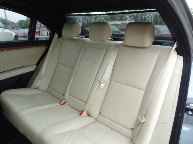 Mercedes-Benz S-Class 2007 photo 20