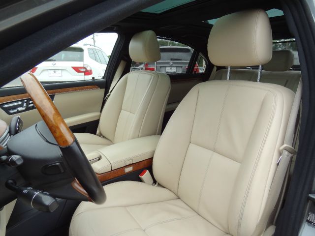 Mercedes-Benz S-Class 2007 photo 23