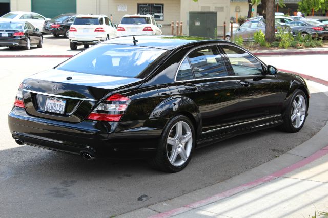 Mercedes-Benz S-Class 2007 photo 17