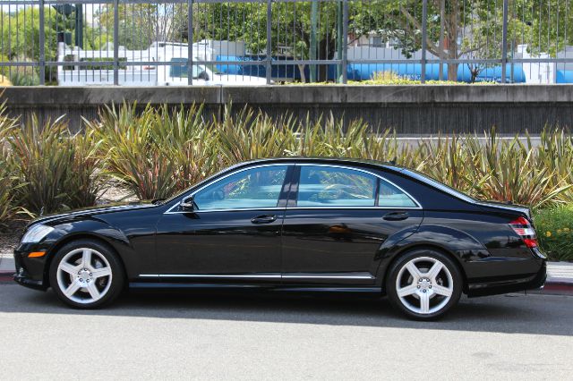 Mercedes-Benz S-Class 2007 photo 19