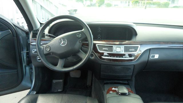 Mercedes-Benz S-Class 2007 photo 8