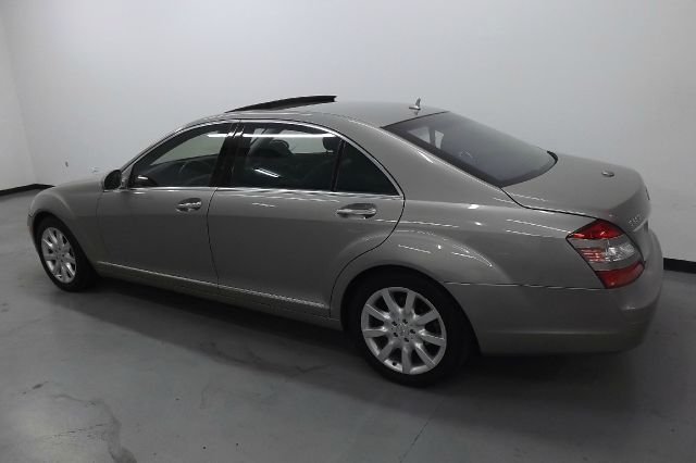 Mercedes-Benz S-Class 2007 photo 61