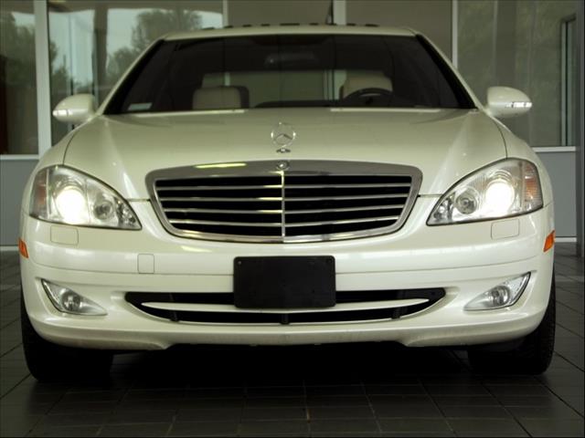 Mercedes-Benz S-Class 2007 photo 2