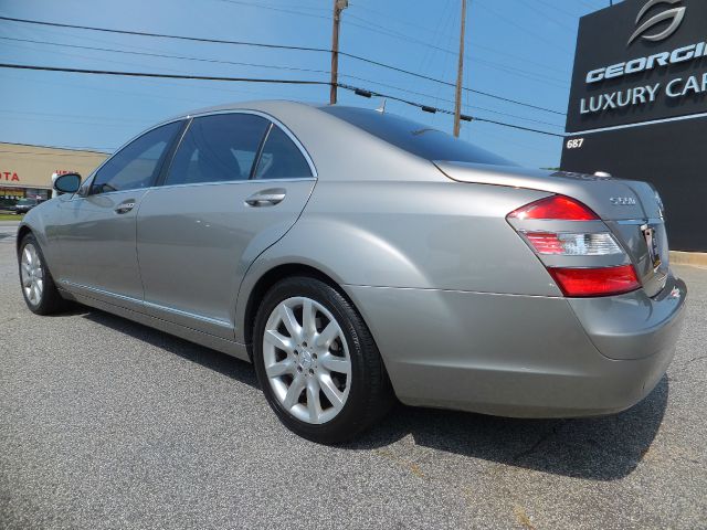 Mercedes-Benz S-Class 2007 photo 2