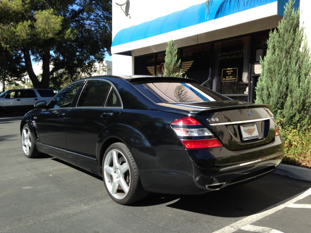 Mercedes-Benz S-Class 4dr Sdn 2.6L Sedan