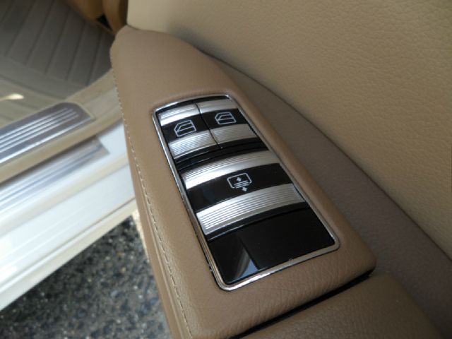 Mercedes-Benz S-Class 2008 photo 43