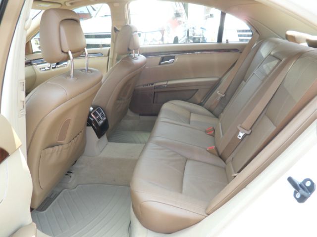 Mercedes-Benz S-Class 2008 photo 52