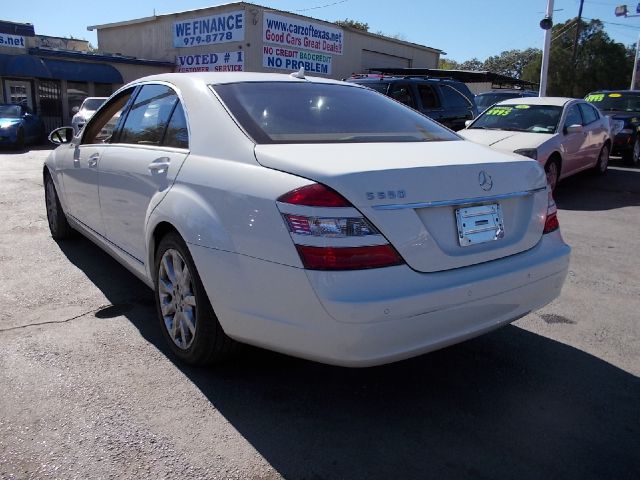 Mercedes-Benz S-Class 2008 photo 2