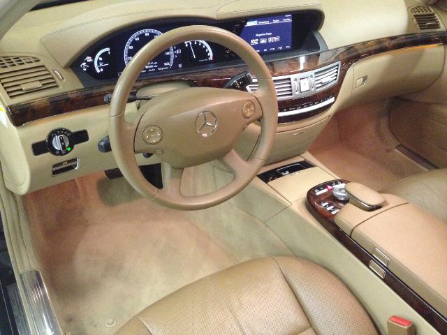 Mercedes-Benz S-Class 2008 photo 19