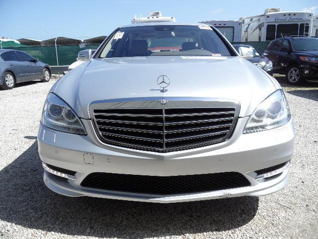 Mercedes-Benz S-Class 2010 photo 4