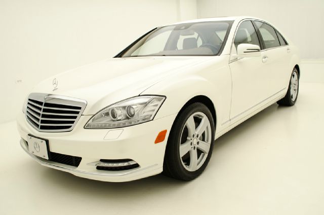 Mercedes-Benz S-Class 2010 photo 1