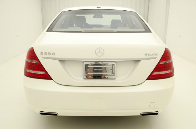 Mercedes-Benz S-Class 2010 photo 3