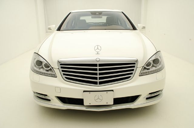 Mercedes-Benz S-Class 2010 photo 4