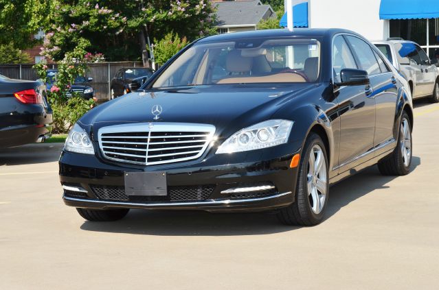 Mercedes-Benz S-Class 2010 photo 3