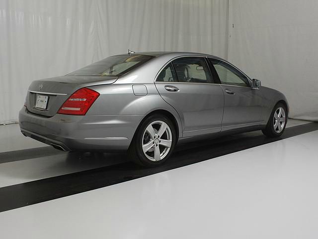 Mercedes-Benz S-Class 2010 photo 15