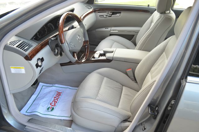 Mercedes-Benz S-Class 2010 photo 23