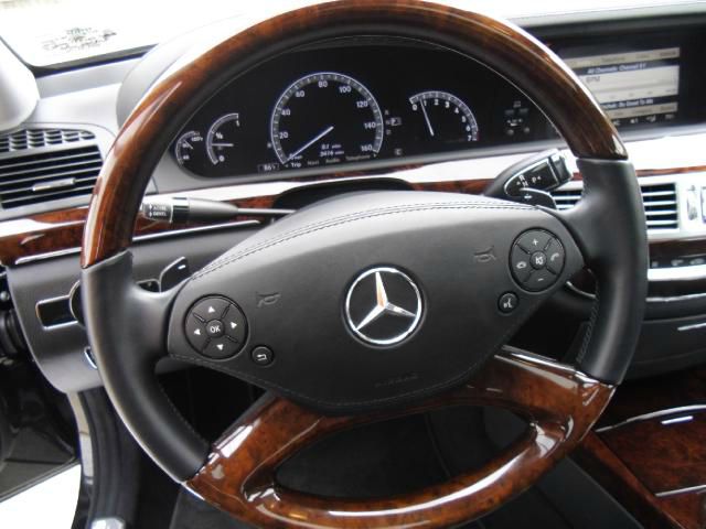 Mercedes-Benz S-Class 2010 photo 15