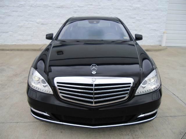 Mercedes-Benz S-Class 2010 photo 9