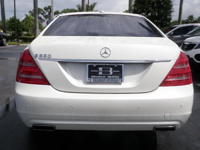 Mercedes-Benz S-Class 2010 photo 4