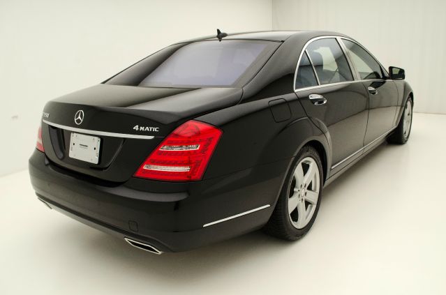 Mercedes-Benz S-Class 2010 photo 9