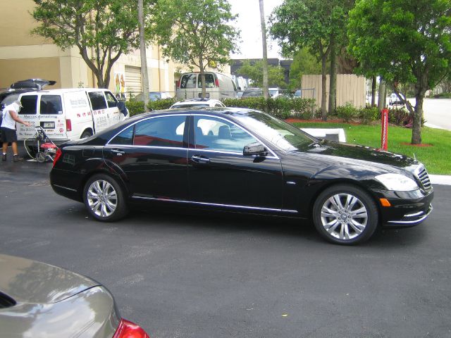 Mercedes-Benz S-Class 2010 photo 4