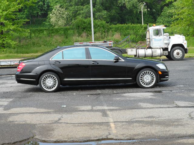 Mercedes-Benz S-Class 2011 photo 21