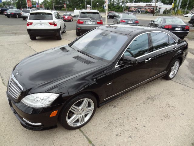 Mercedes-Benz S-Class 2012 photo 26