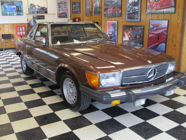 Mercedes-Benz SL-Class 1976 photo 19