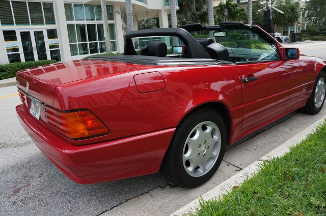 Mercedes-Benz SL-Class 1995 photo 19