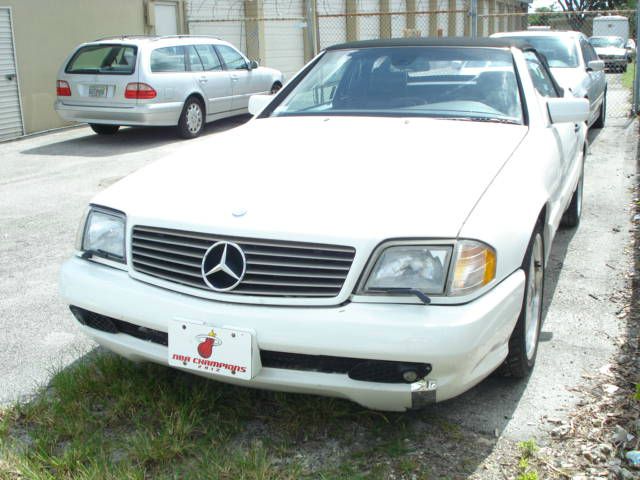 Mercedes-Benz SL-Class 1997 photo 2