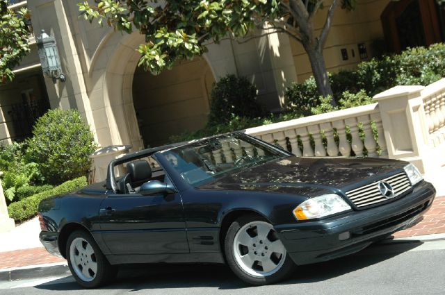 Mercedes-Benz SL-Class 2000 photo 19