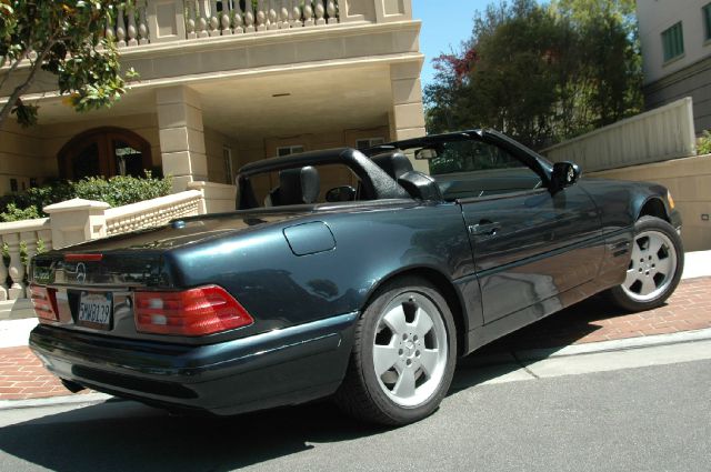 Mercedes-Benz SL-Class 2000 photo 20