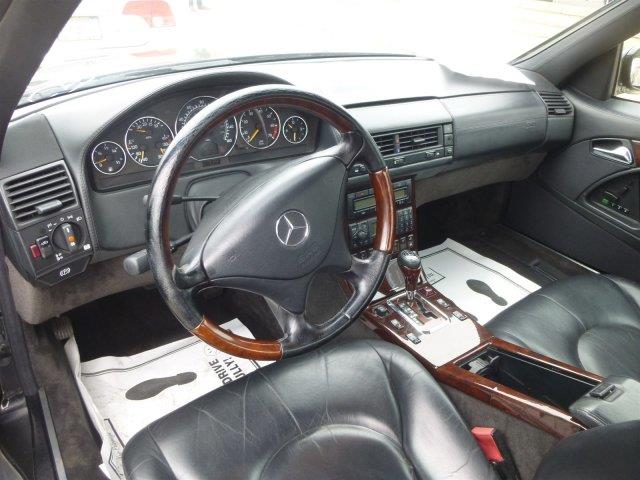 Mercedes-Benz SL-Class 2001 photo 7