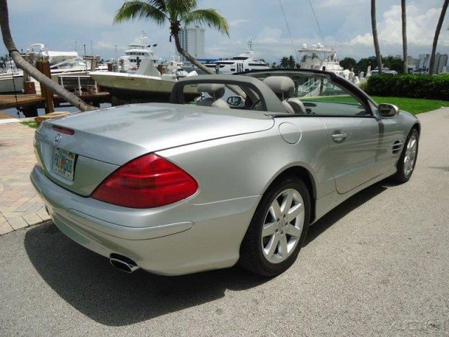 Mercedes-Benz SL-Class 2003 photo 3